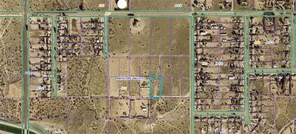 52 Vic Avenue T12 Vic, Palmdale, CA 93552