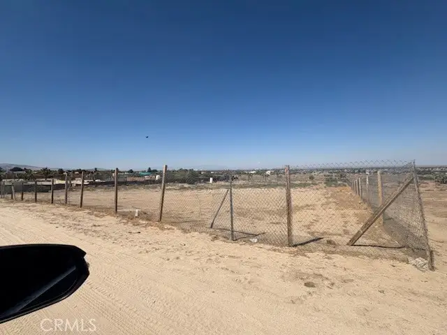 52 Vic Avenue T12 Vic, Palmdale, CA 93552 - Image #2