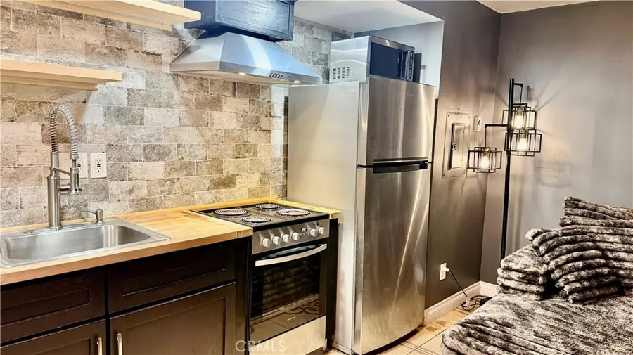 7904 Laurel Canyon #12, North Hollywood, CA 91605 - Image #2