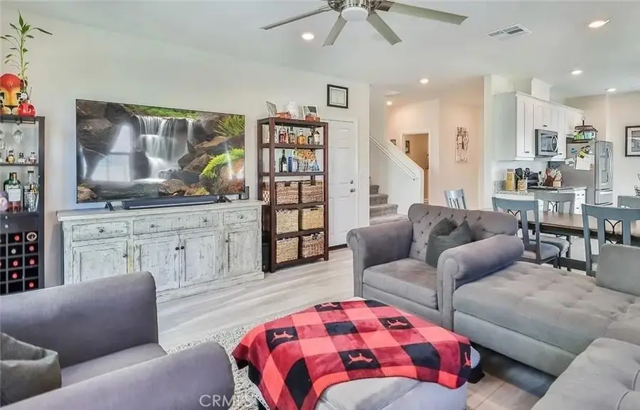 17025 Zion Drive, Canyon Country, CA 91387 - Image #3