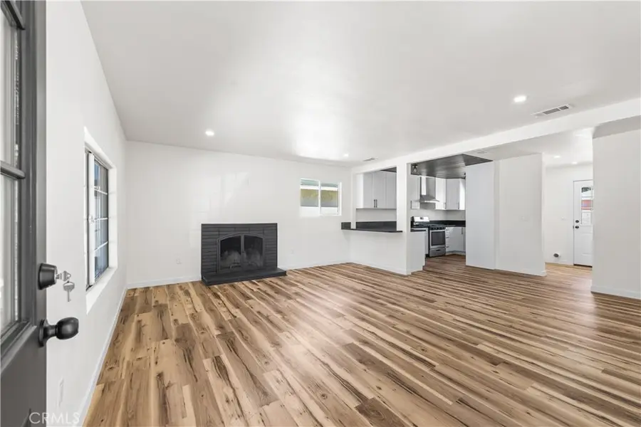 44054 W Fern Avenue, Lancaster, CA 93534 - Image #2