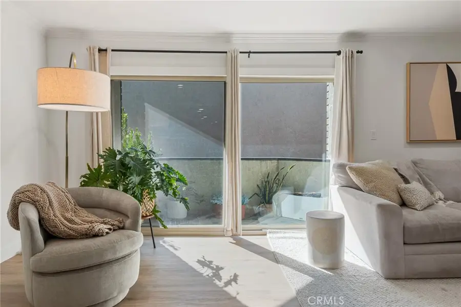 5440 Lindley #201, Encino, CA 91316 - #2