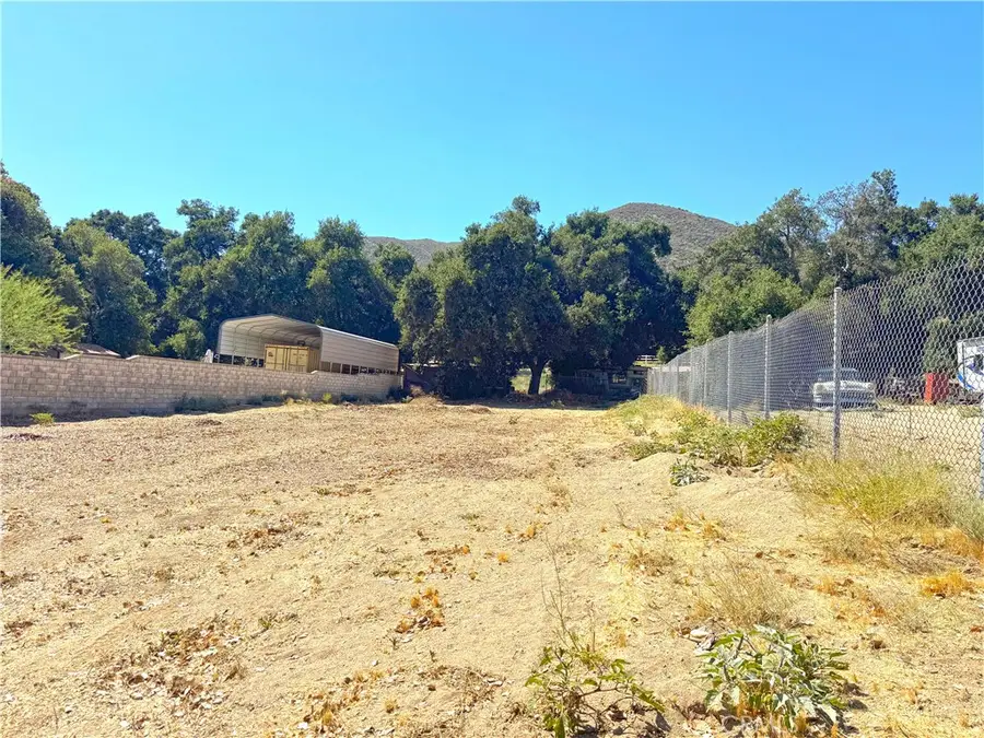 16426 Calle Daggett, Green Valley, CA 91390 - Image #2