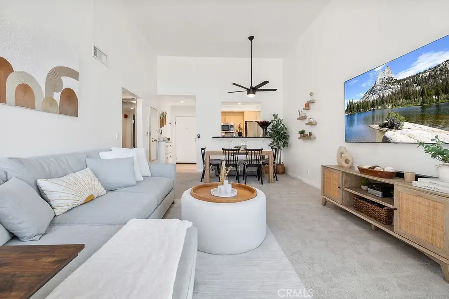 7826 Topanga Canyon Boulevard #301, Canoga Park, CA 91304 - #2