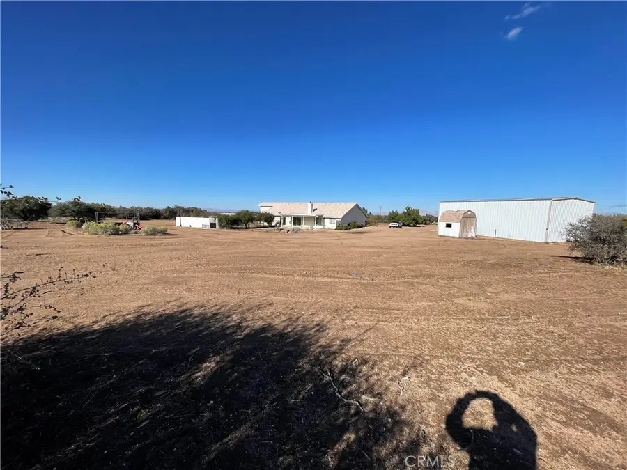 8354 White Road, Phelan, CA 92371 - Image #2