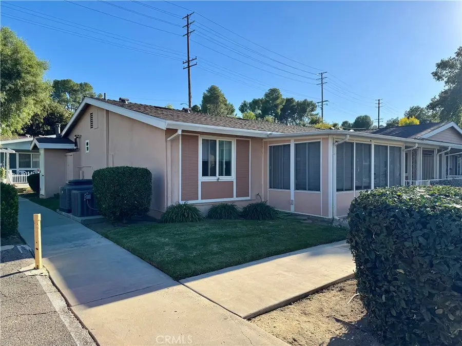 19152 Avenue Of The Oaks #B, Newhall, CA 91321 - Image #3