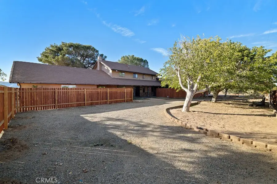 40721 25th W, Palmdale, CA 93551 - Image #2