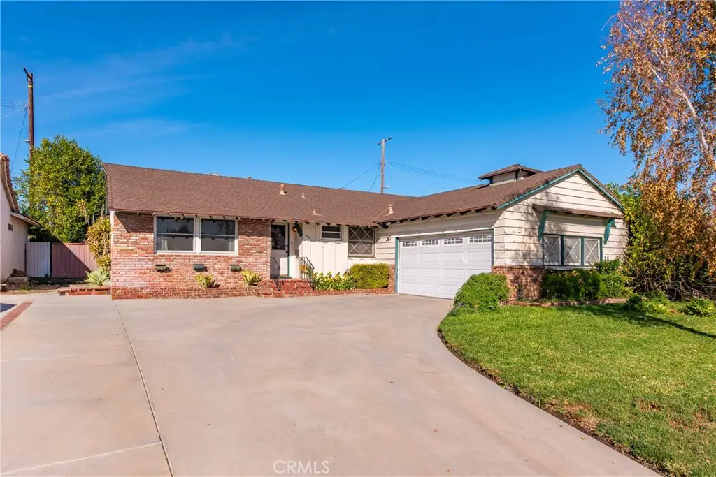 19545 Bryant, Northridge, CA 91324 - #1