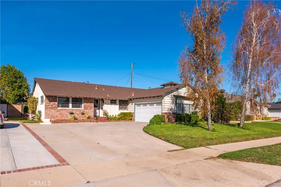 19545 Bryant, Northridge, CA 91324 - #2