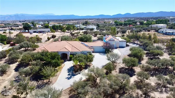 10234 Clover Drive, Oak Hills, CA 92344