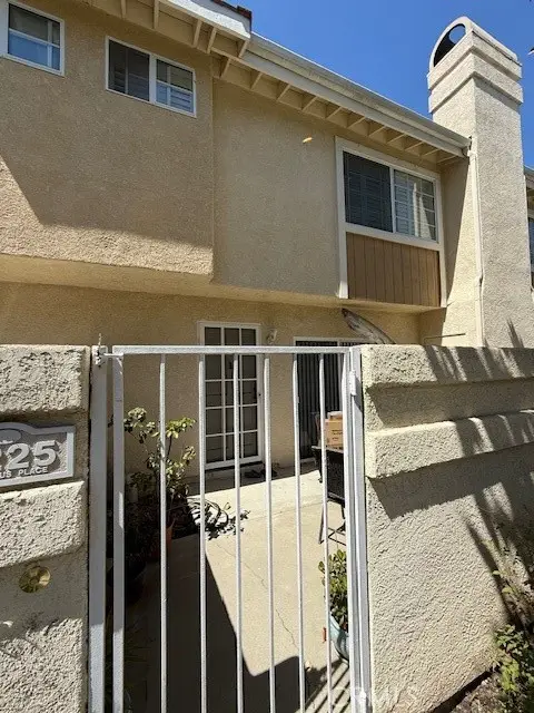 5225 Columbus, Oxnard, CA 93033 - #3