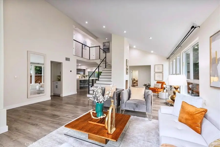 6321 Alonzo Avenue, Encino, CA 91316 - Image #3