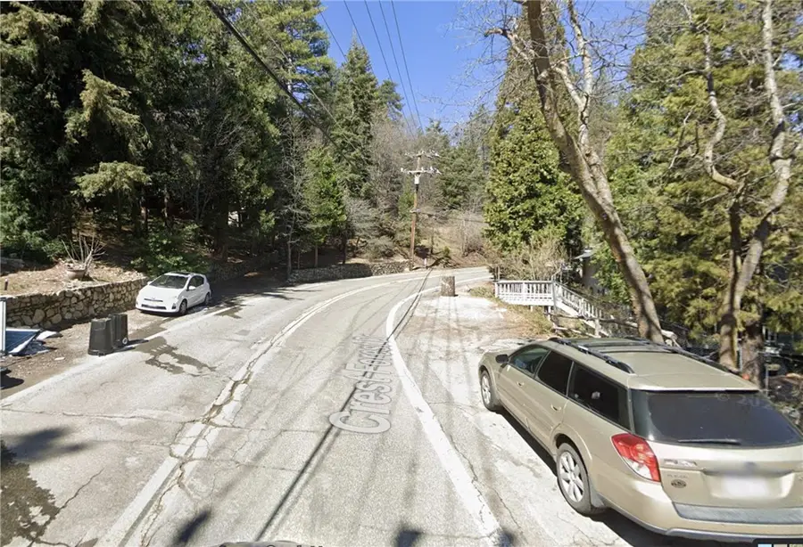 22043 Crest Forest Dr, Cedarpines Park, CA 92322 - Image #2