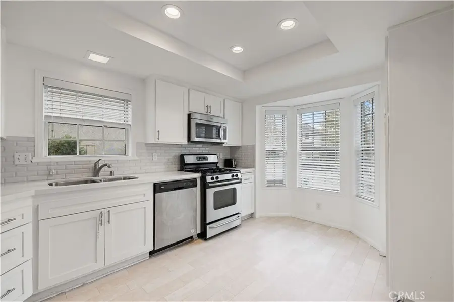 26938 Terri Drive, Canyon Country, CA 91351 - Image #2