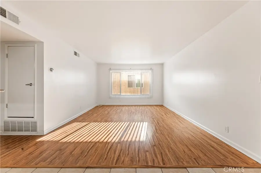 20327 Saticoy Street #102, Winnetka, CA 91306 - #2