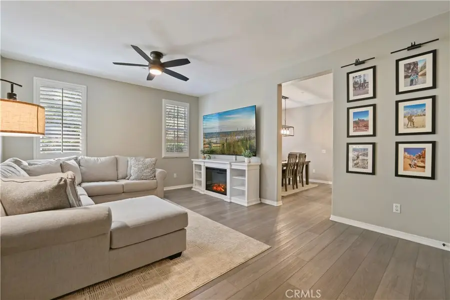 28555 Herrera, Valencia, CA 91354 - Image #3