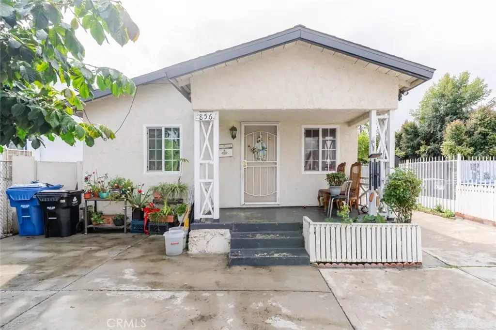 856 W 73rd Street, Los Angeles, CA 90044 - #1