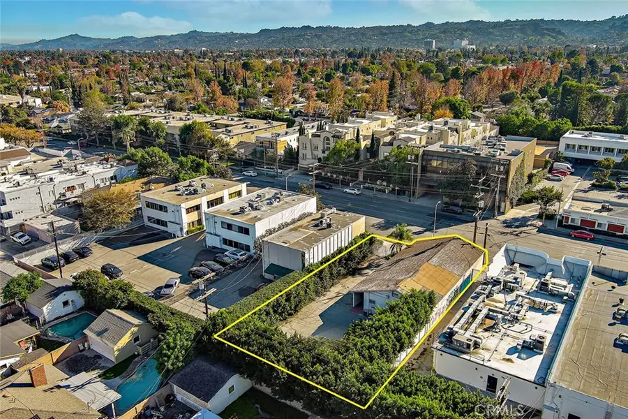 15217 Burbank Boulevard, Van Nuys, CA 91411 - Image #3