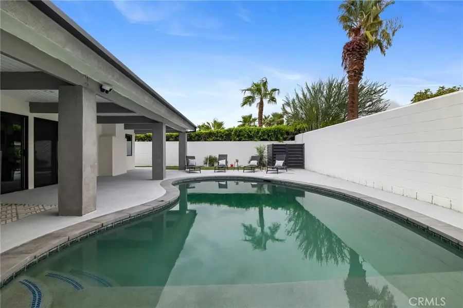 2745 N Kitty Hawk Drive, Palm Springs, CA 92262 - Image #2