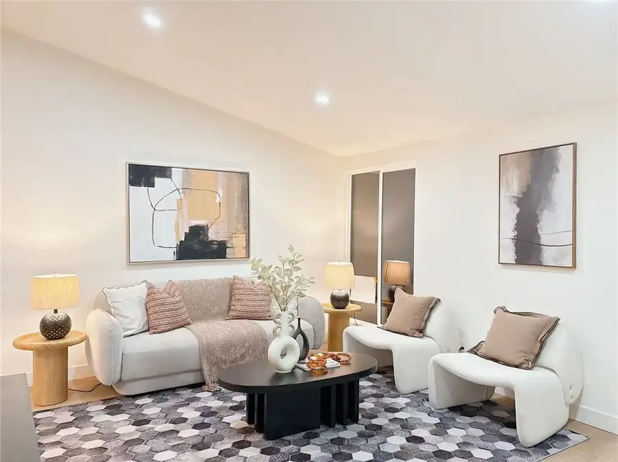 27442 Plumwood, Canyon Country, CA 91351 - Image #3