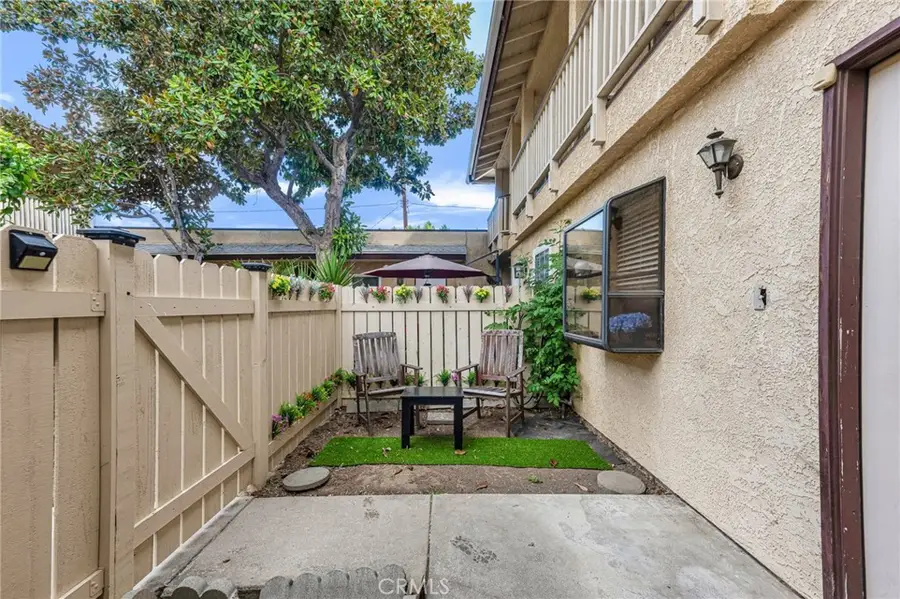 8060 Canby Avenue #2, Reseda, CA 91335 - Image #3