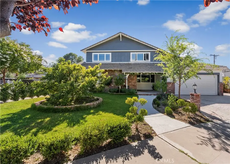 24405 Derian, Newhall, CA 91321 - Image #2