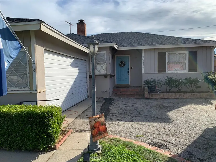 19832 Schoolcraft, Winnetka, CA 91306 - Image #3