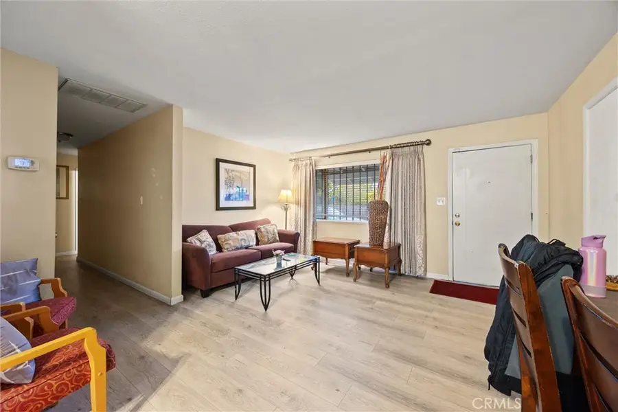 7701 39th, Sacramento, CA 95824 - #3