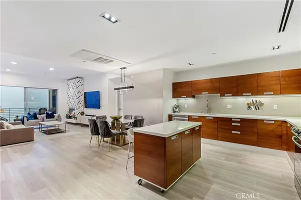 6735 Yucca Street #107, Los Angeles, CA 90028