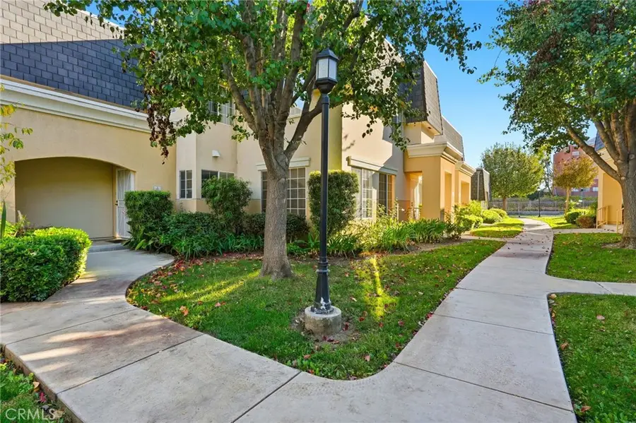 19208 Hamlin Street #5, Reseda, CA 91335 - Image #2