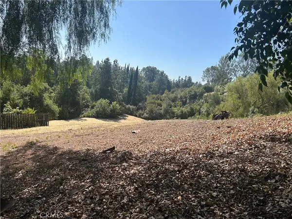 5075 Hood Drive, Woodland Hills, CA 91364