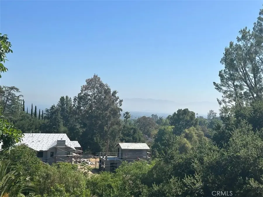 5075 Hood Drive, Woodland Hills, CA 91364 - #3