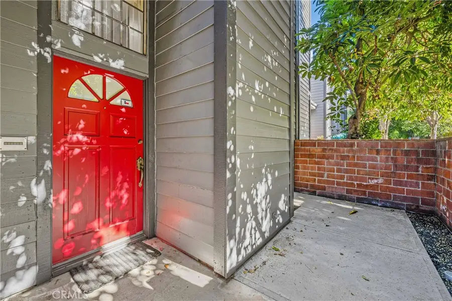 5707 Topanga Canyon Boulevard #5, Woodland Hills, CA 91367 - Image #3