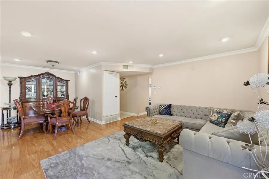 15010 Victory Blvd #101, Van Nuys, CA 91411 - #3