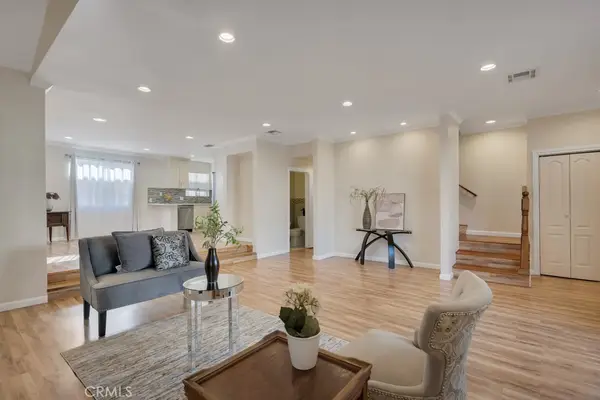 8958 Burnet Avenue #E6, North Hills, CA 91343