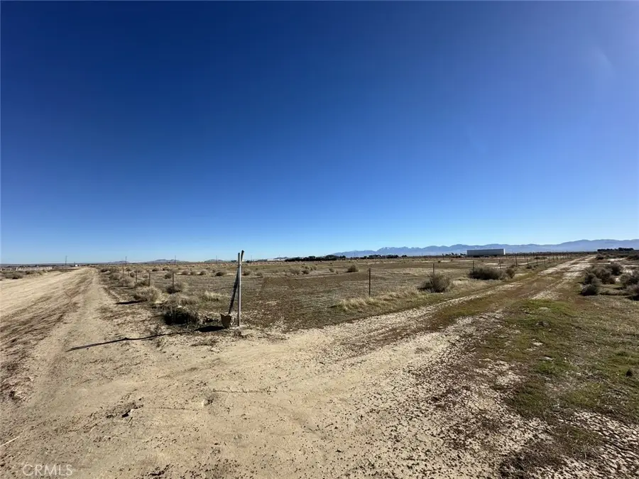 0 Cor Ave H4 Nog 48 Ste, Lancaster, CA 93535 - Image #2