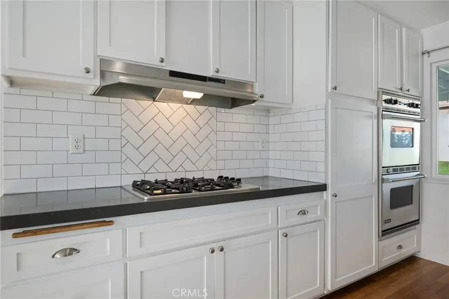 19233 Napa, Northridge, CA 91324 - Image #3