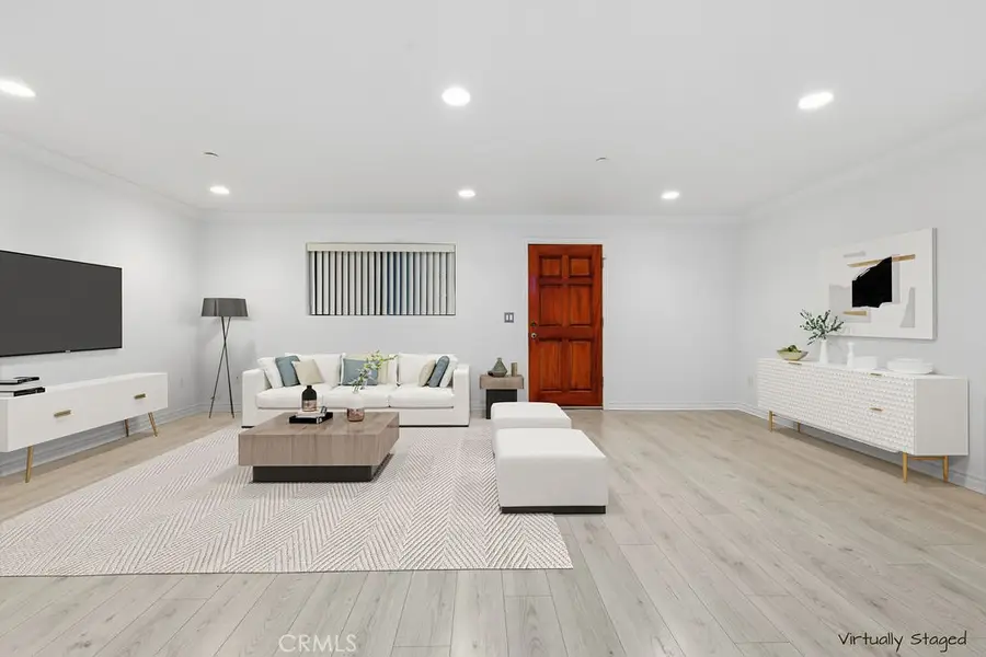 5264 Satsuma Avenue #9, North Hollywood, CA 91601 - #3