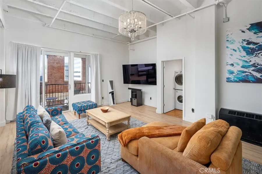 312 W 5th #907, Los Angeles, CA 90013 - #3