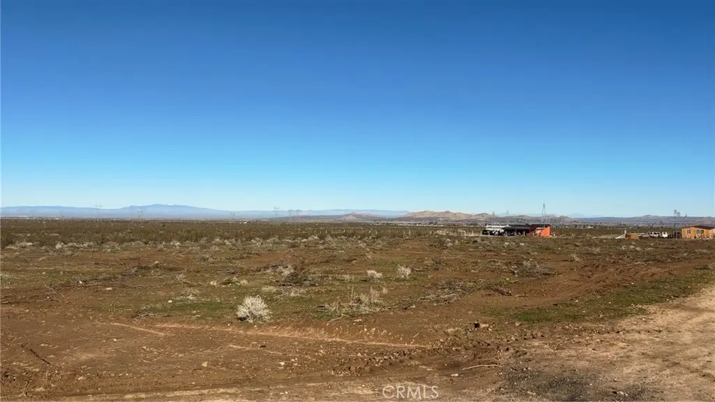 172 W Avenue U, Palmdale, CA 93551 - #1