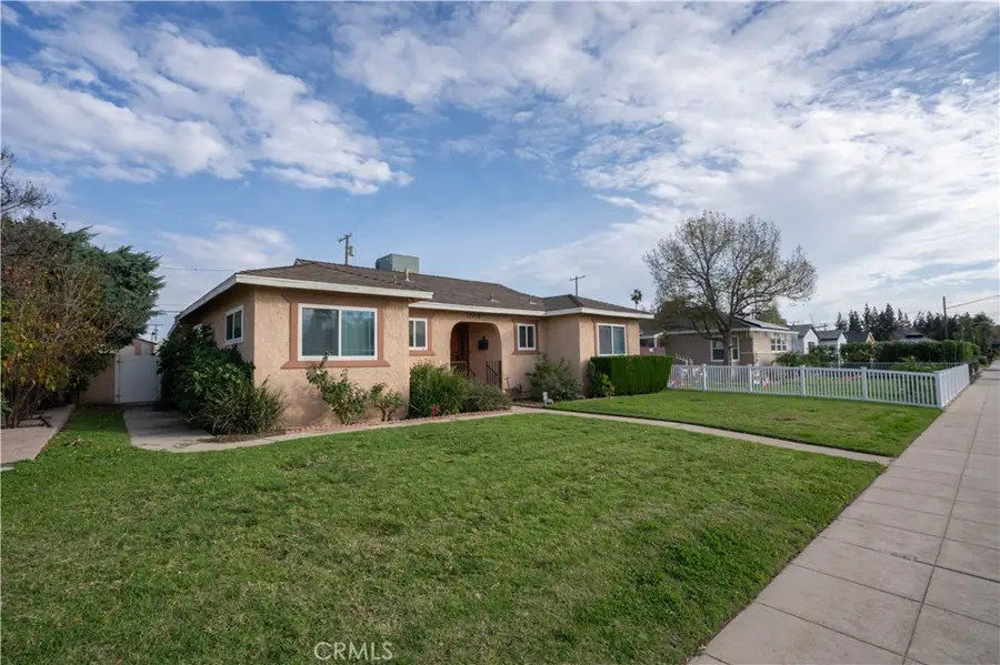 11018 Woodley, Granada Hills, CA 91344 - Image #3