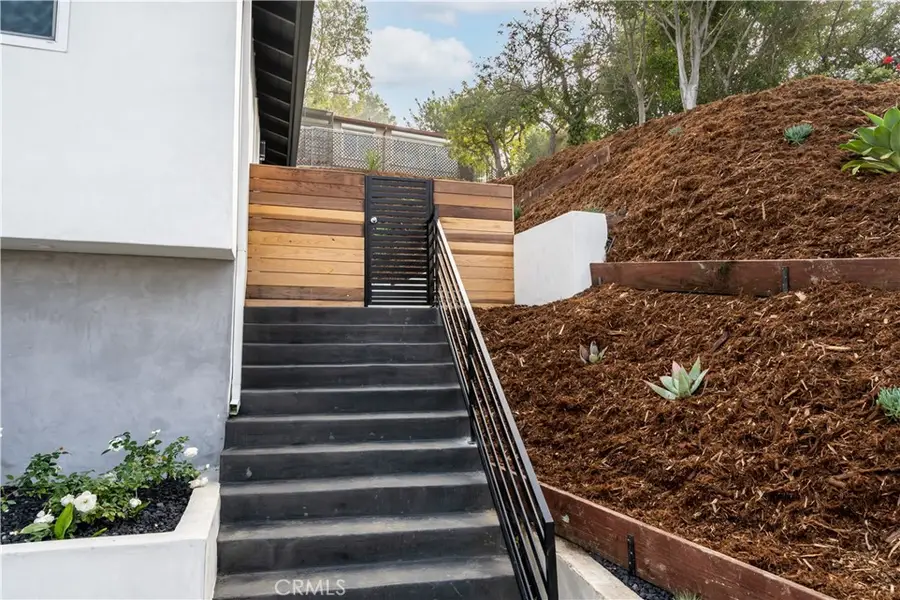 3362 Bellota Way, Los Angeles, CA 90027 - #3