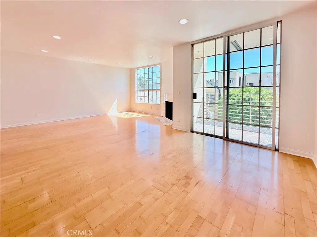 1129 Larrabee Street #10, West Hollywood, CA 90069 - #1