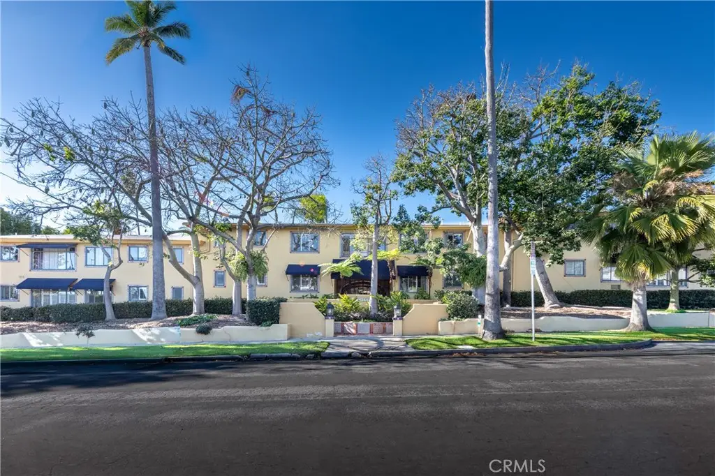 1615 N Laurel Avenue #203, Los Angeles, CA 90046 - #1