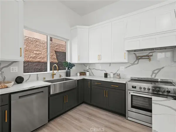 12515 Haleh Lane, Sylmar, CA 91342