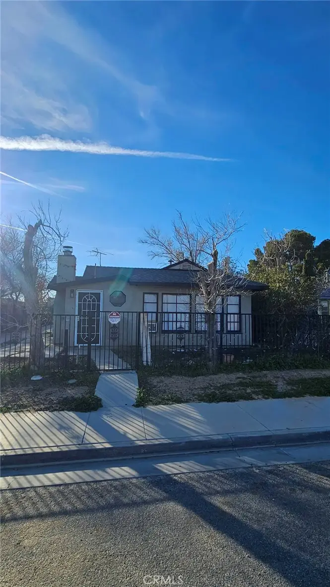 15623 M, Mojave, CA 93501 - #1