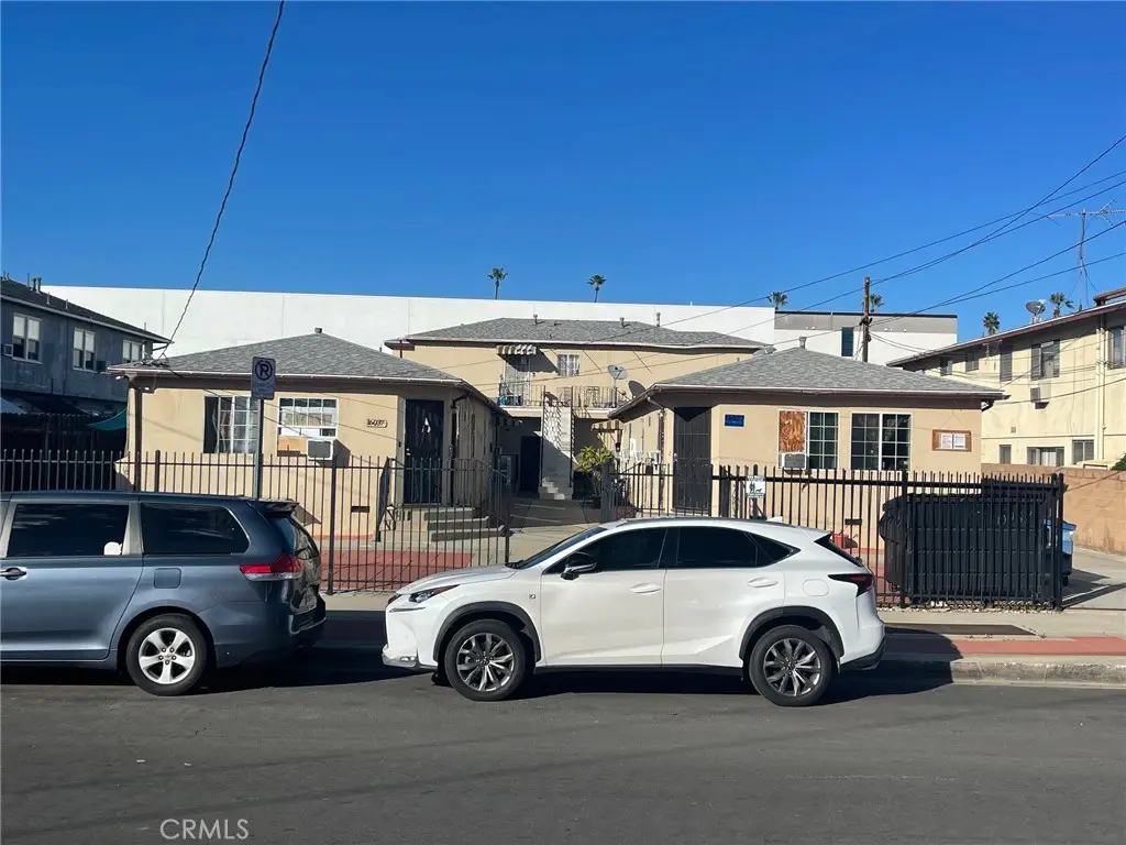 16037 Gault, Van Nuys, CA 91406 - #1