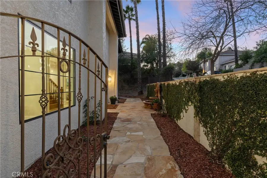 22248 Dumetz Road, Woodland Hills, CA 91364 - Image #2