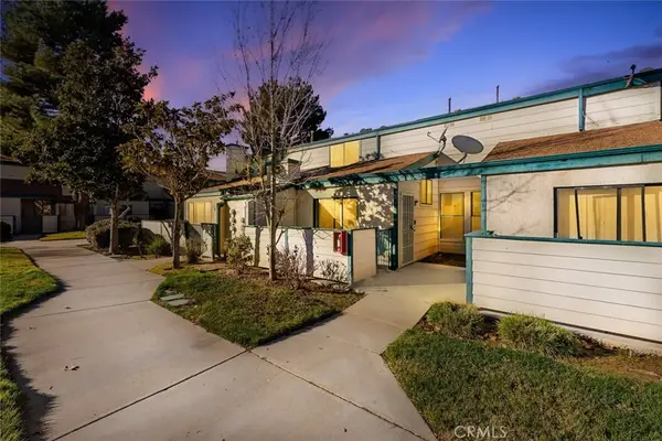 44526 15th Street E #4, Lancaster, CA 93535