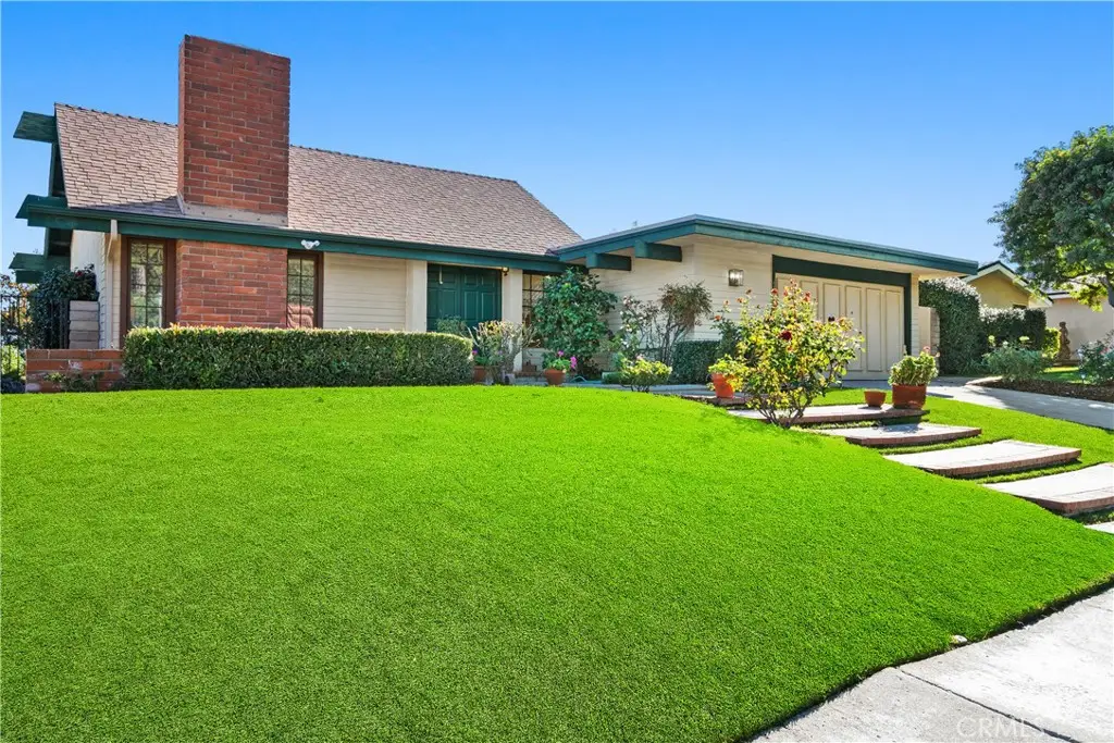 4100 Tarrybrae Terrace, Tarzana, CA 91356 - Image #1